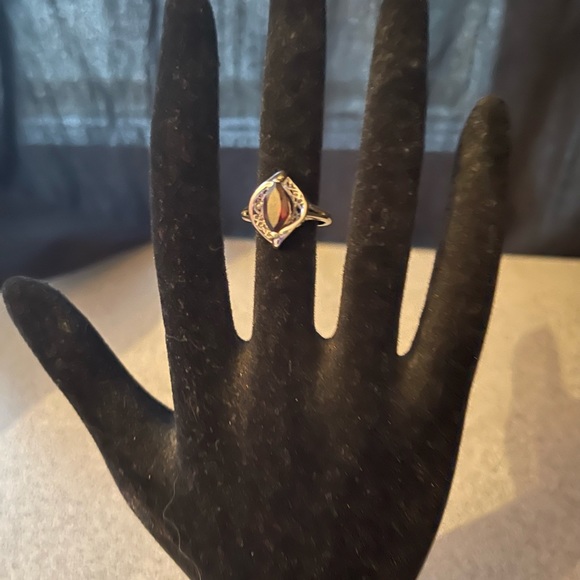 Avon Sterling Silver January Garnet Ring Size 5 - Picture 5 of 15